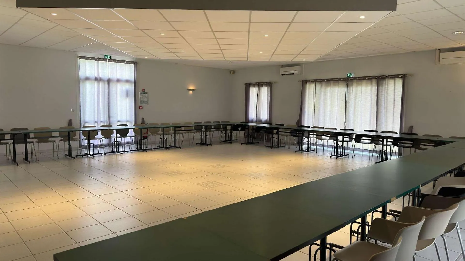 Ibis Cahors Hotel